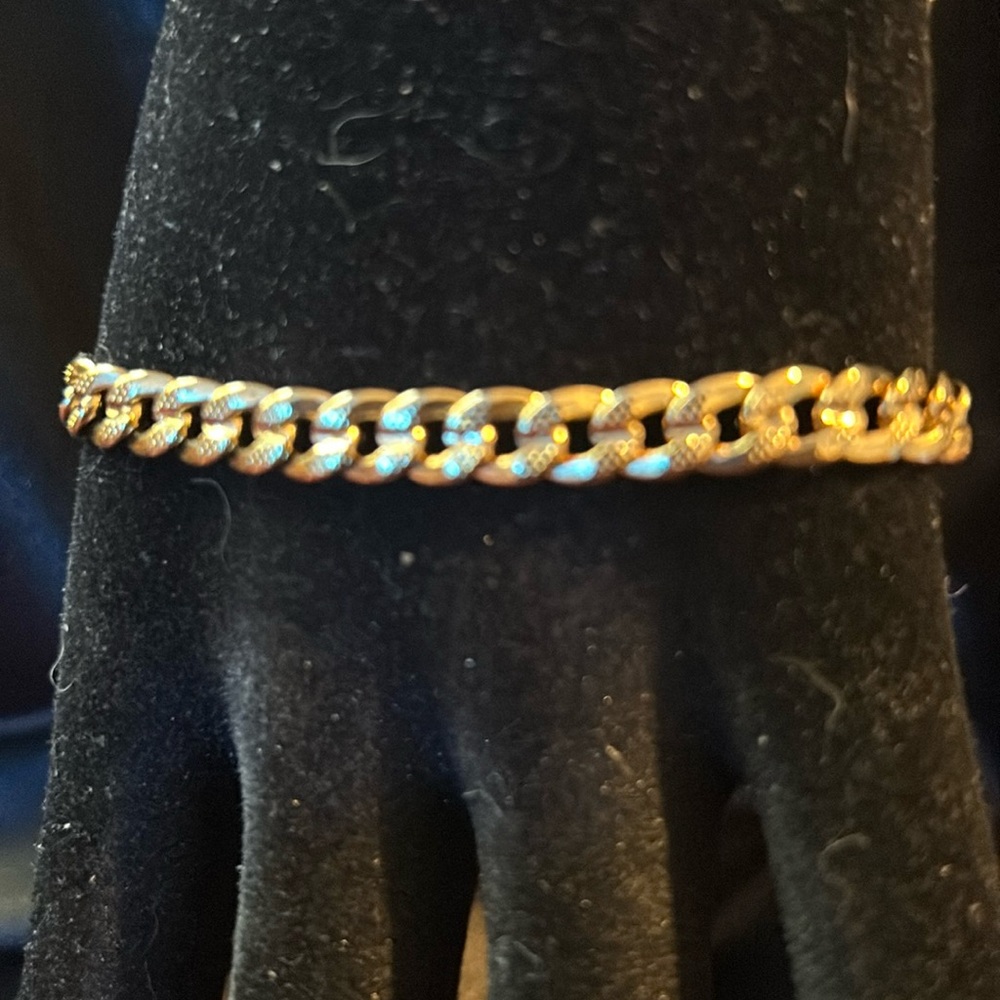 Gold Diamond Cut Bracelet